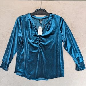 Intro. Stretch Teal velvet top Petite XL